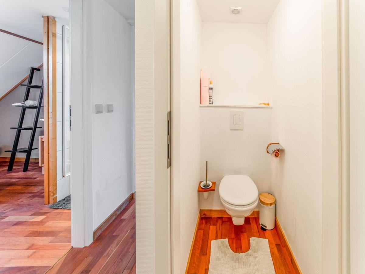 Luxurious House With Sauna In A Farm In バストーニュ エクステリア 写真